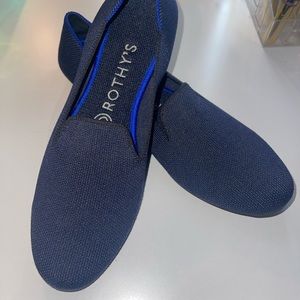 Rothy's Womens Navy Blue Classic Round Toe Comfort Slip On Loafer Flat 7.5